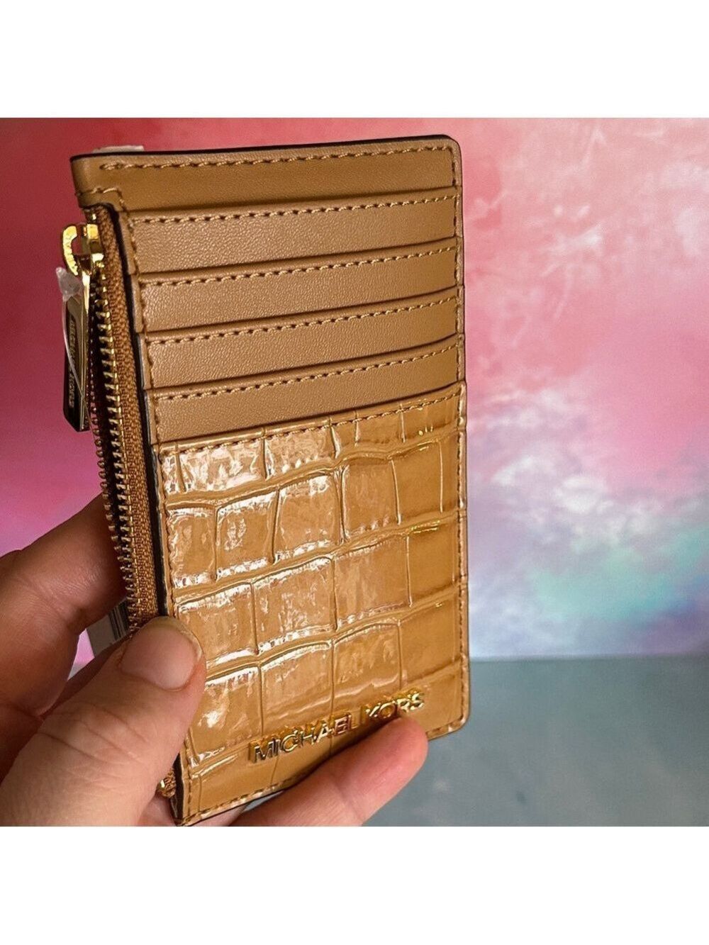 Michael Kors Jet Set Travel Medium TZ Card Case in a crocodile-embossed "Deer" - Picture 5 of 14